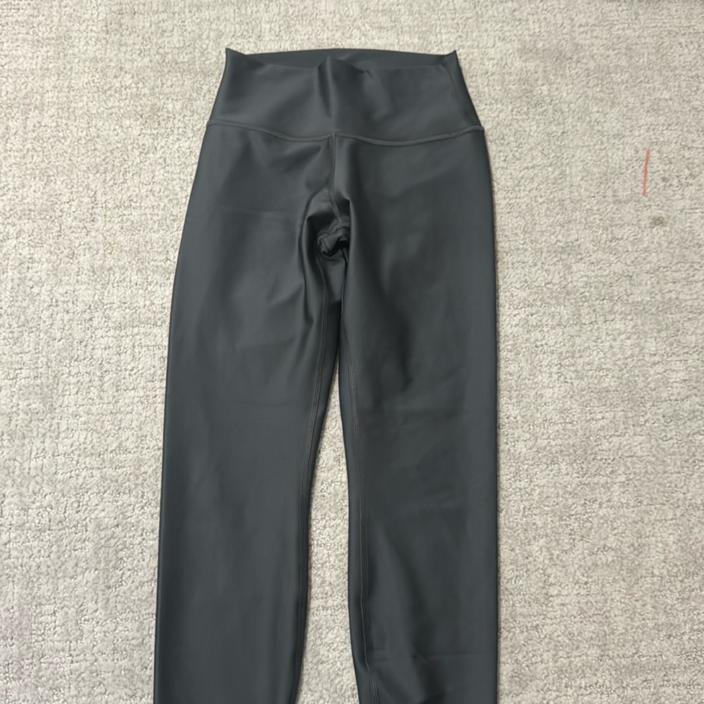 Alo Airlift Gray medium 7/8 high waisted leggings